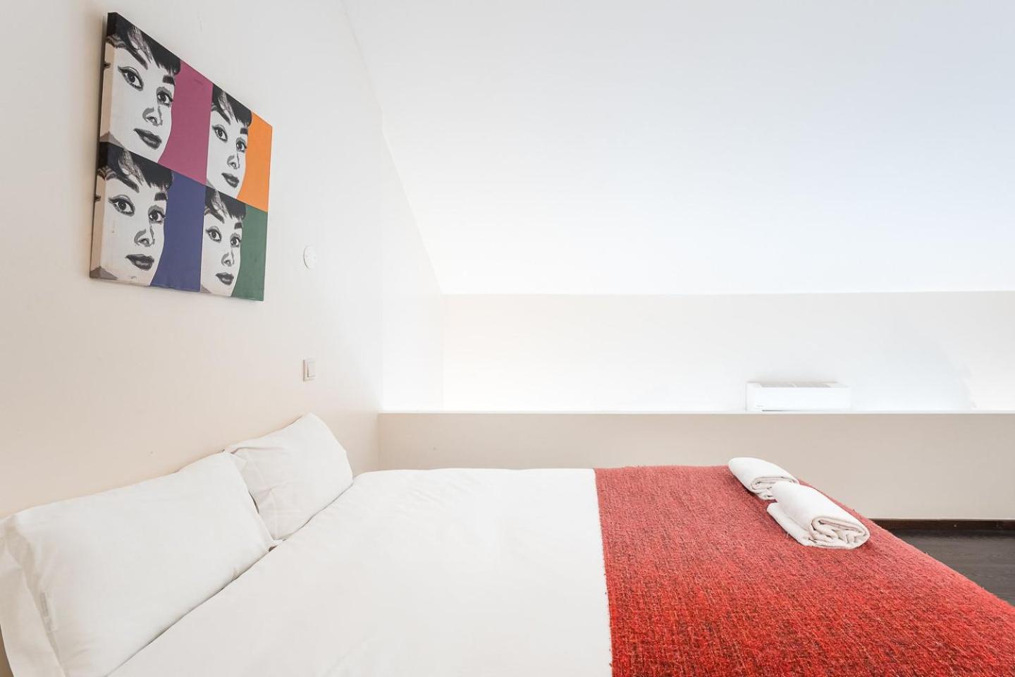 Enigma Building Apartament